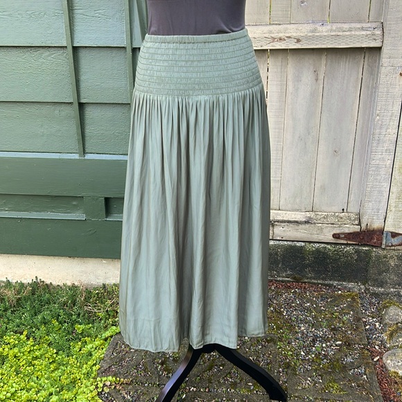 J.Jill XSP Smocked Waist Skirt - Picture 3 of 8